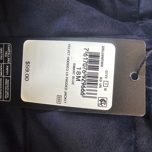 GUESS Infant Velvet Hooded Puffer Jacket with Detachable Hood 18 mo NWT - Picture 4 of 4